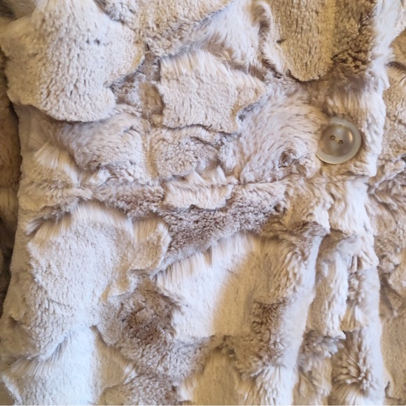 American Widgeon Chasing Fireflies Faux Fur Coat and Hat - Picture 2 of 12